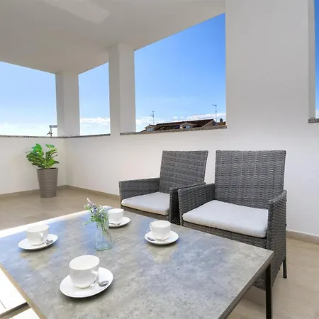 Apartament New *