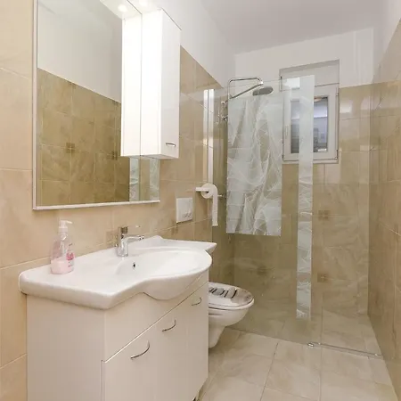 New Appartamento Vodice